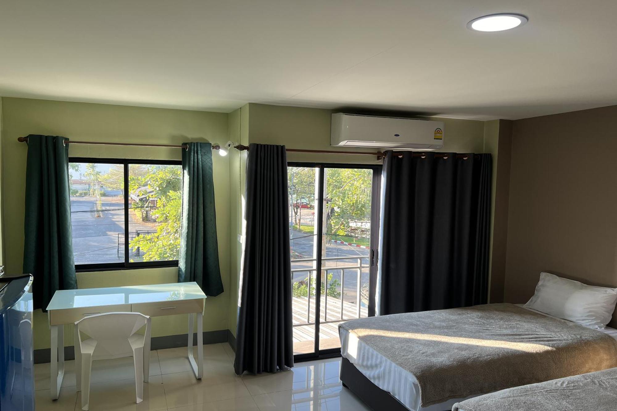 V Tharm Hotel อุดรธานี ภายนอก รูปภาพ